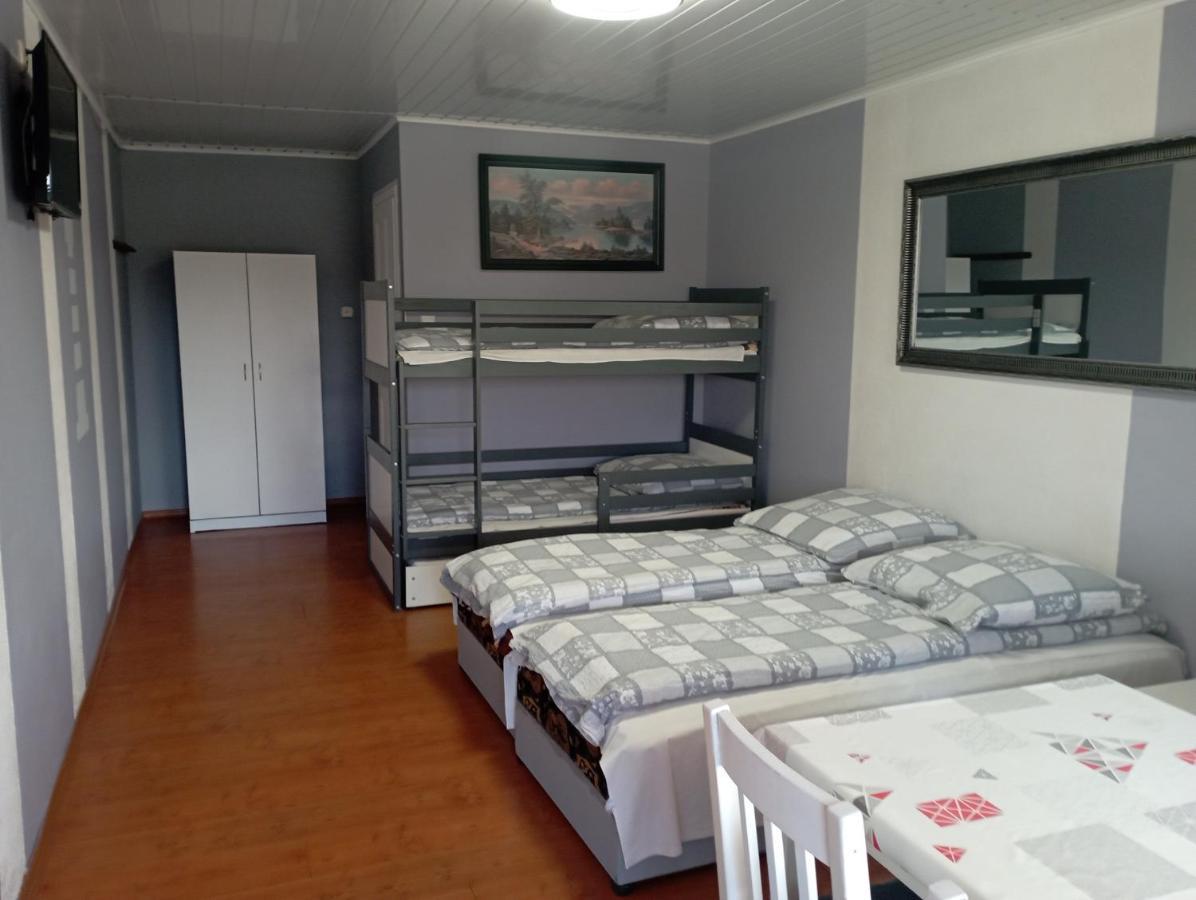 Anrema - Pokoje 21M2 Swarzewo Luaran gambar